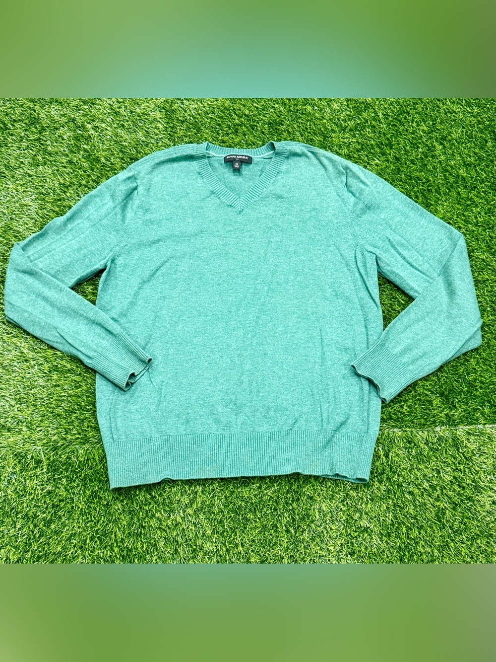 Banana Republic Green Solid Knit V-Neck Pullover Sweater Men’s Size M